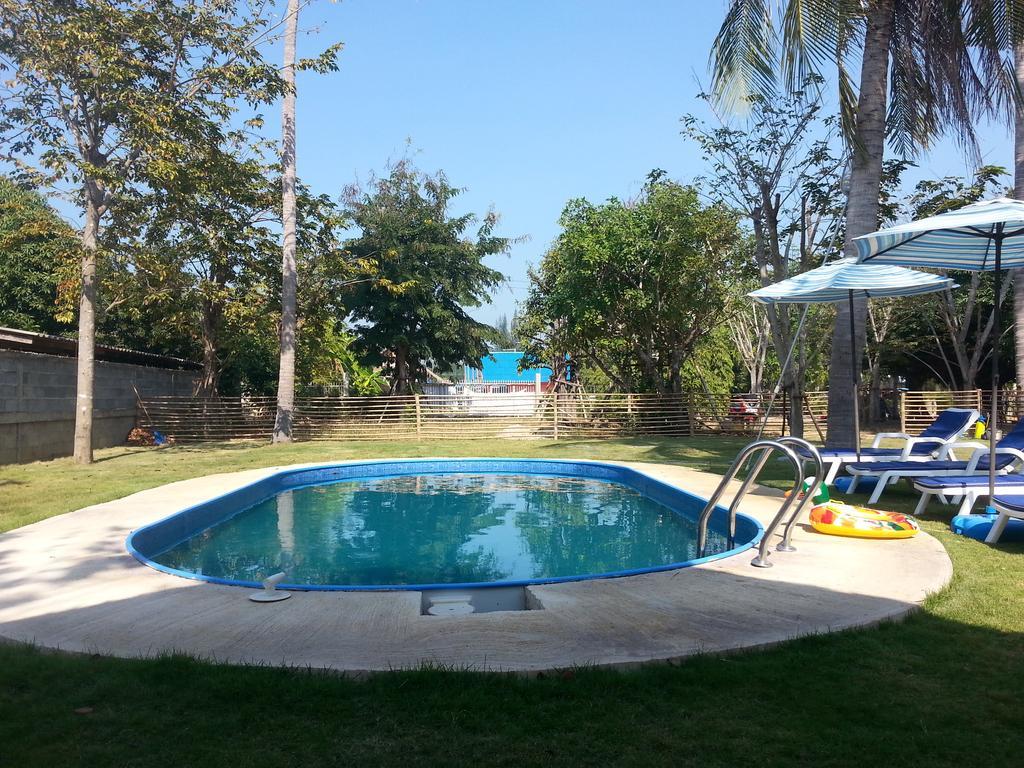 Blue Beach Resort Sam Roi Yot Exterior photo