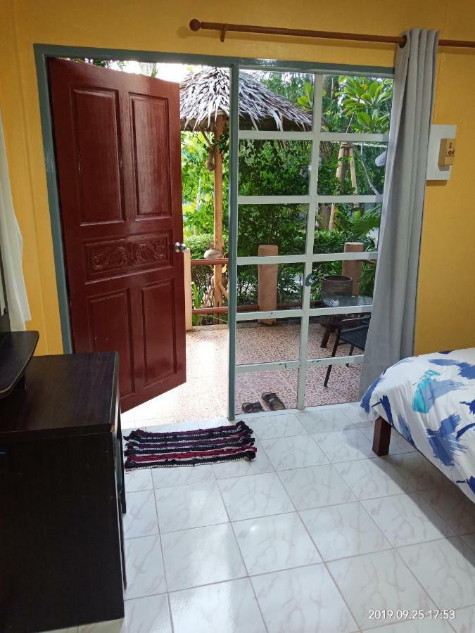 Blue Beach Resort Sam Roi Yot Room photo